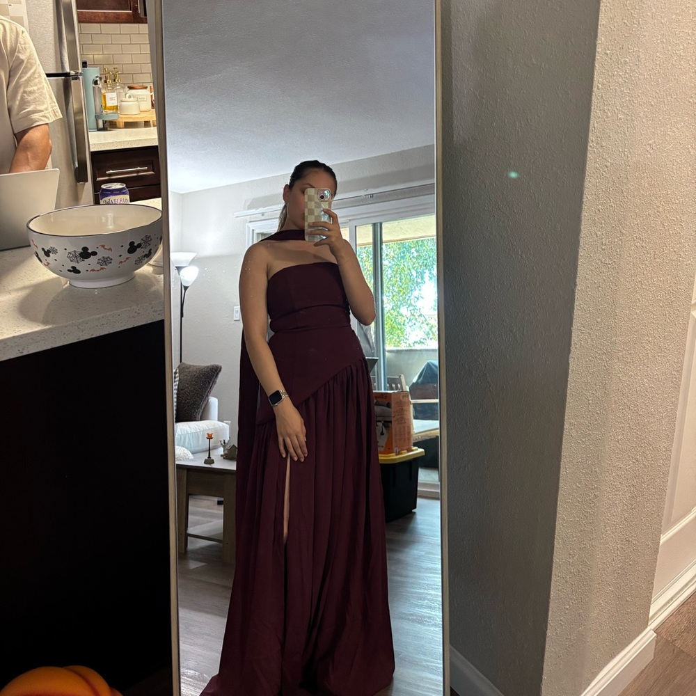 Elegant Burgundy Evening Gown